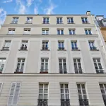 Apartment Saint Germain Des Pres By Studio Prestige