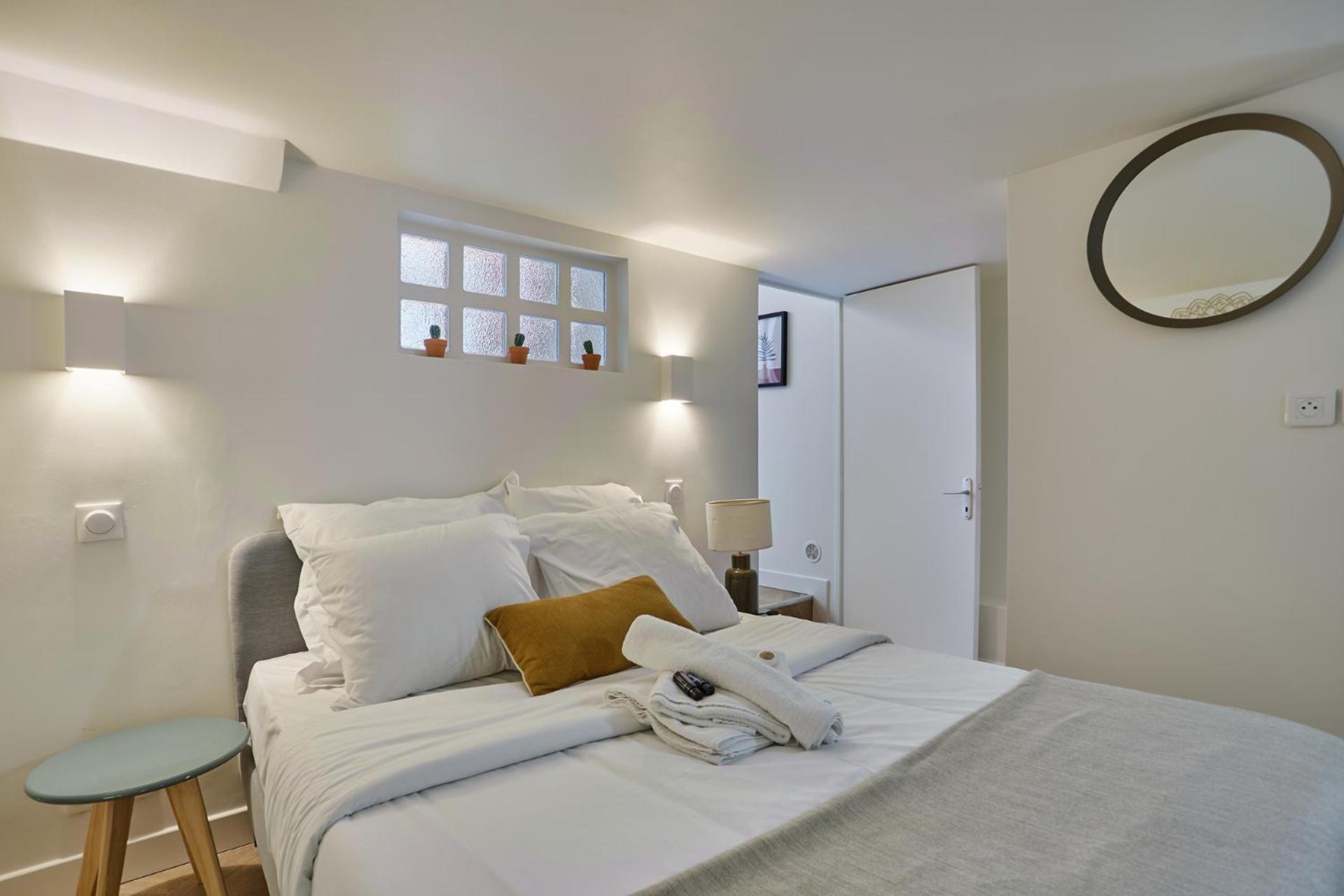 Saint Germain Des Pres By Prestige * Paris
